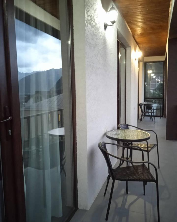 Elsada Hotel Kasbegi Buitenkant foto
